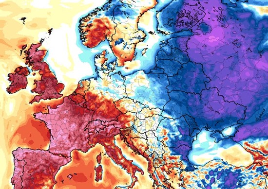 Europe temperature anomaly map showing sharp cold and warm contrasts.